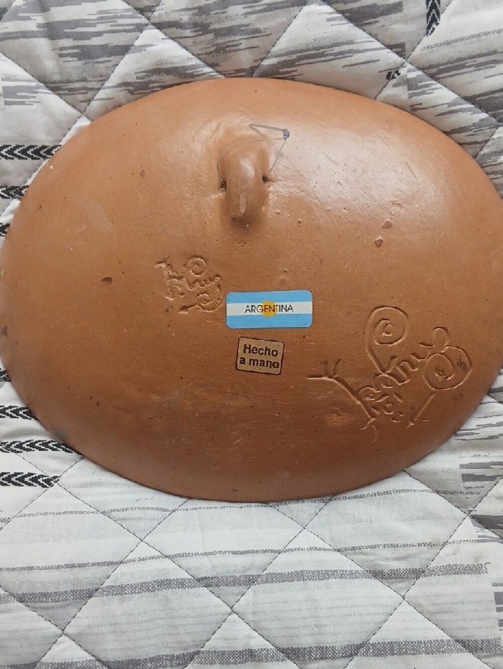 Handmade Earth-Tone Petroglyph Decorative Plate - Picture 2 of 2